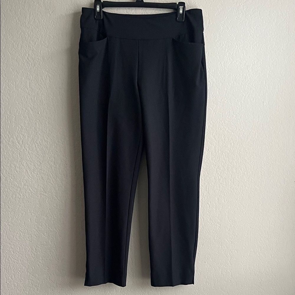Like New! TAIL Women's Golf Ankle Pants Black in Size 12